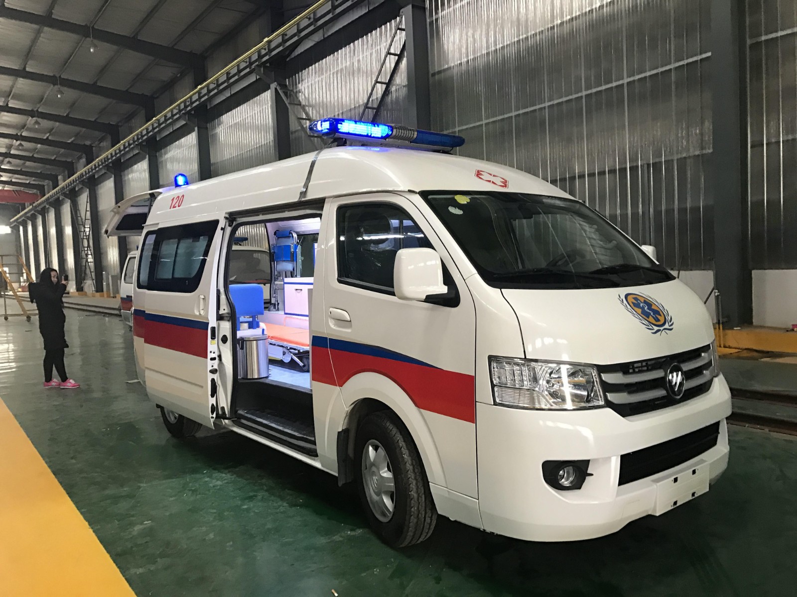 张家川救护车转院